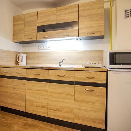 Apartmánek mezi kopci Apartamento Jáchymov Exterior foto
